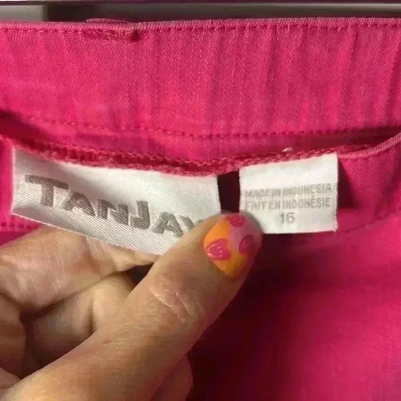 TanJay Embroidered Embellished Stretch Capri Pants Size 16 Hot Pink - Picture 2 of 9